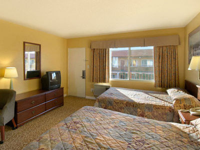 Travelodge By Wyndham El Cajon Room photo